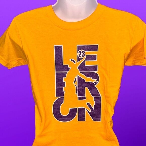 NWOT Gildan This Is For You Lebron 23 Basketball Youth T-Shirt Tee Size XS - Picture 1 of 3